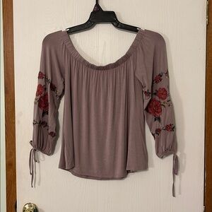 American Eagle Outfitters Embroidered BoHo Top Size Medium